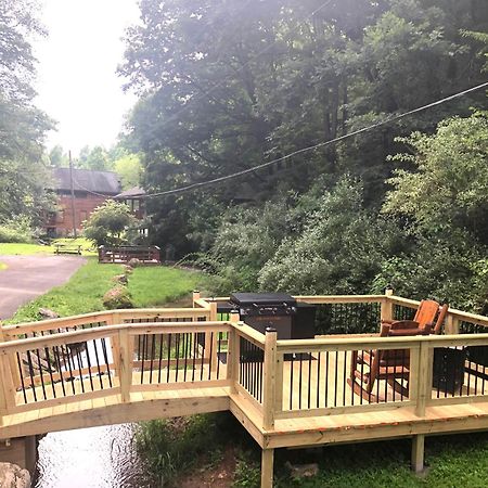 Smokey Max Cabin Pigeon Forge Exterior photo