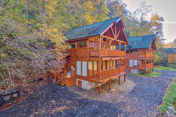 Smokey Max Cabin Pigeon Forge Exterior photo