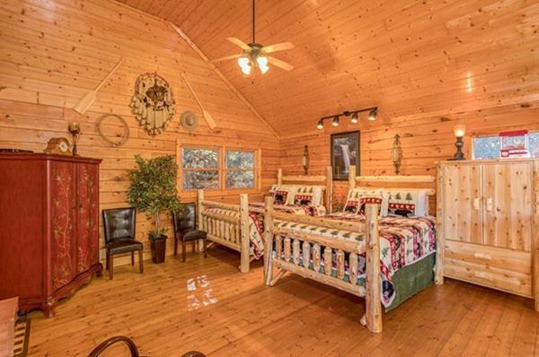 Smokey Max Cabin Pigeon Forge Exterior photo