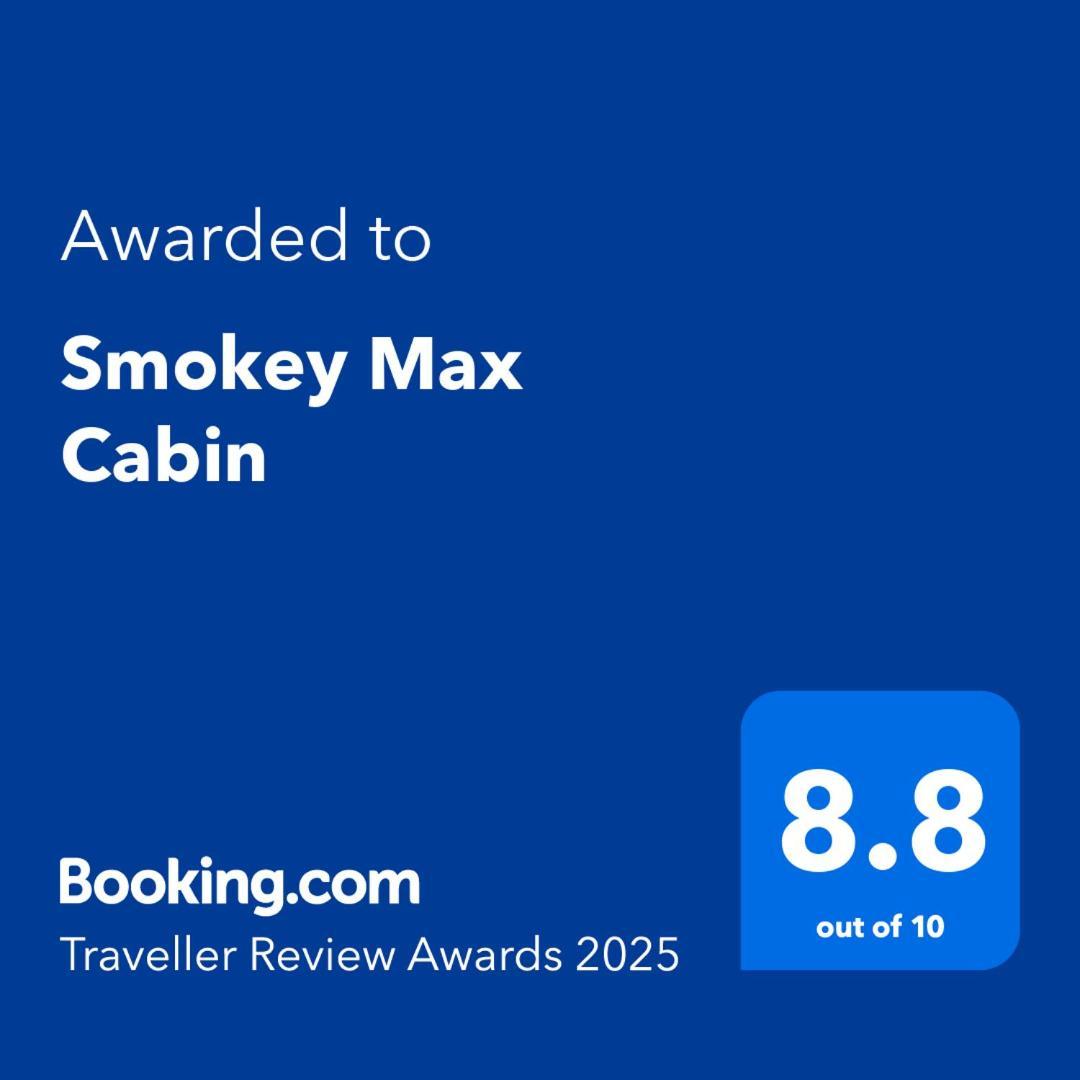 Smokey Max Cabin Pigeon Forge Exterior photo